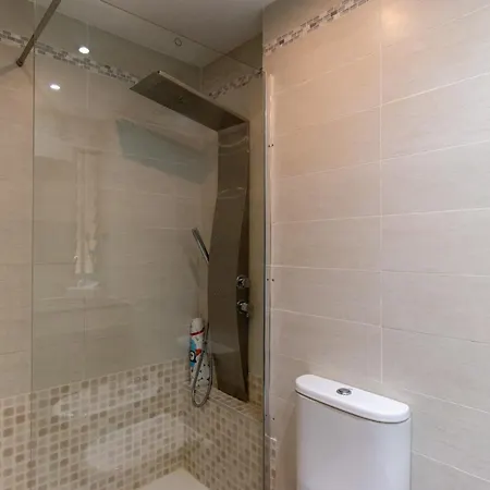 Stunning 6 Bedroom Private Heated Pool アデヘ
