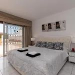 Stunning 6 Bedroom Private Heated Pool Villa *