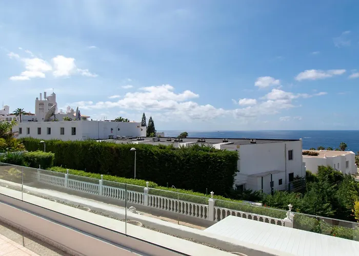 Stunning 6 Bedroom Private Heated Pool Costa Adeje