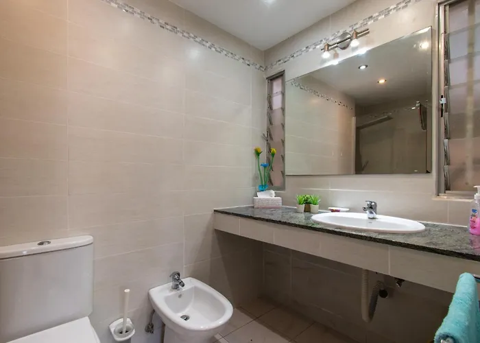 Villa Stunning 6 Bedroom Private Heated Pool *