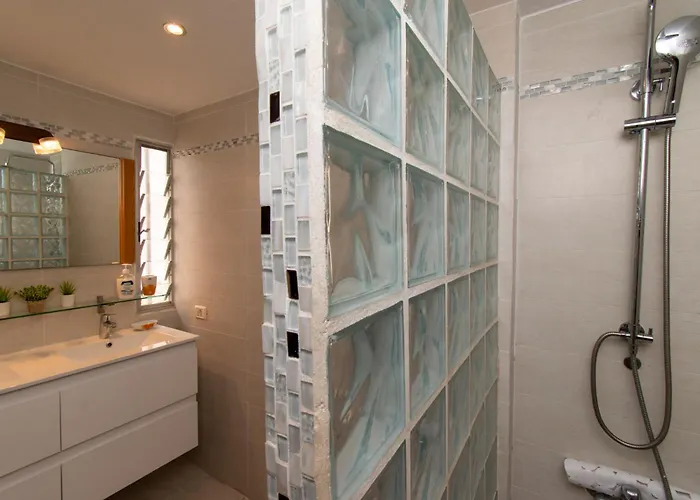 Stunning 6 Bedroom Private Heated Pool Villa